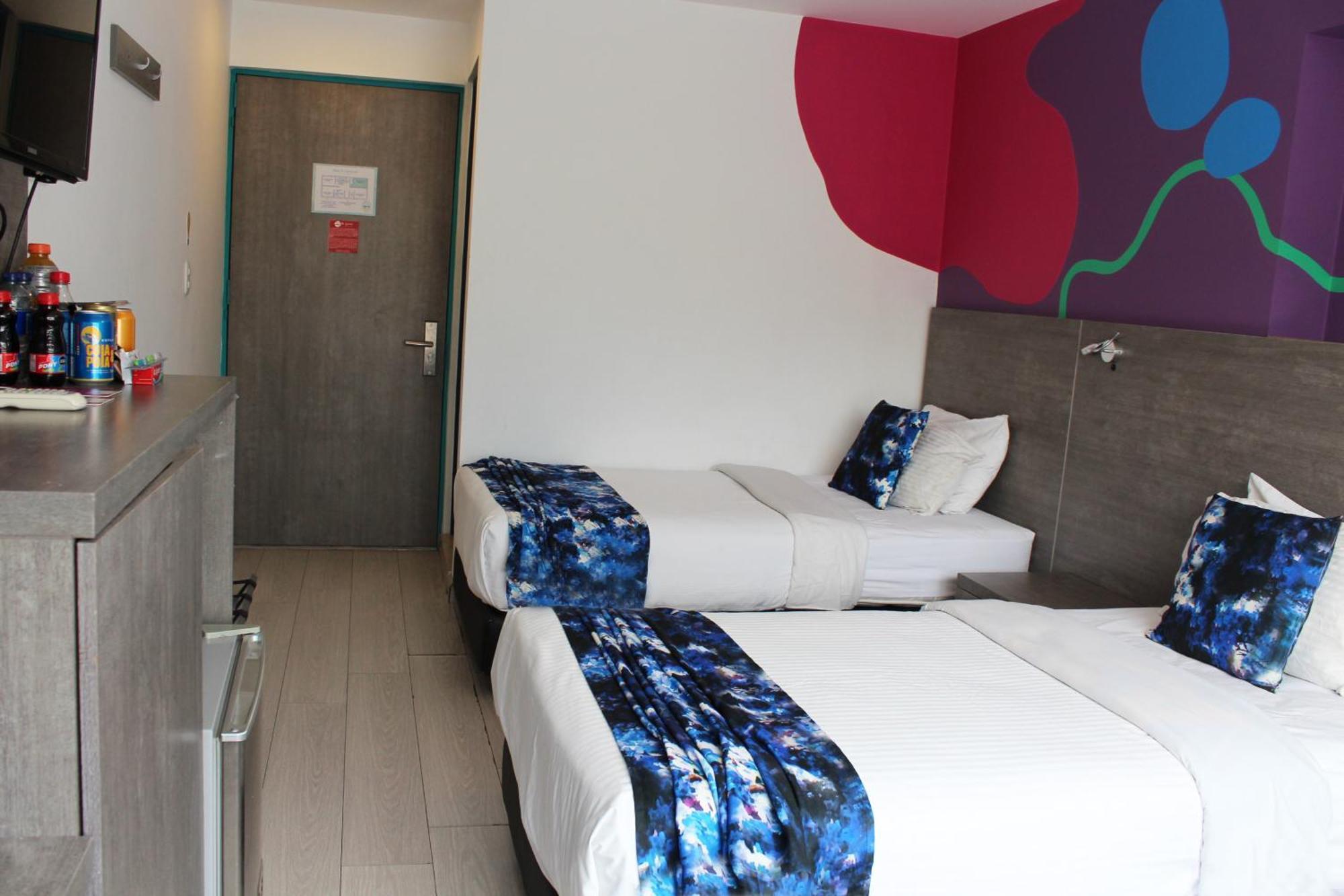 Agora Suites Self-Service Boutique Hotel Богота Екстериор снимка