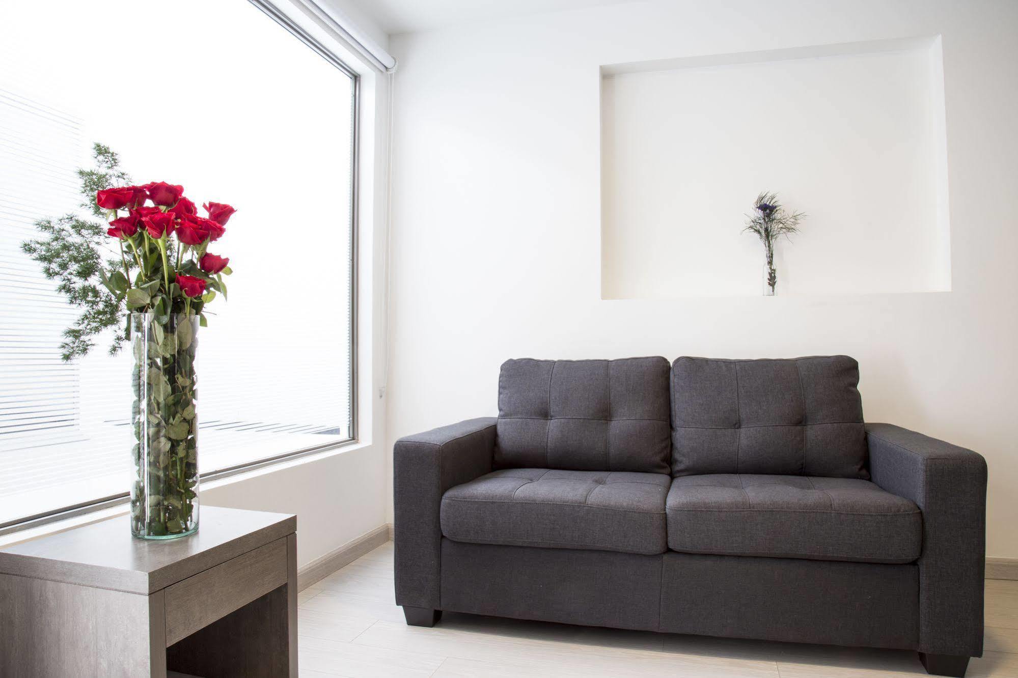 Agora Suites Self-Service Boutique Hotel Богота Екстериор снимка